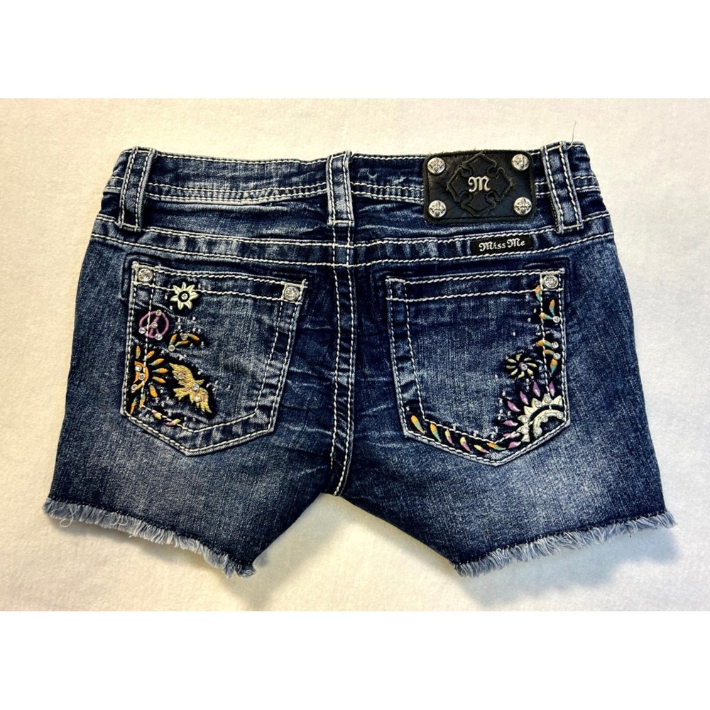 Miss Me Embellished Embroidered Cutoff Denim Shorts Distressed Girls Size 14 - Picture 9 of 15